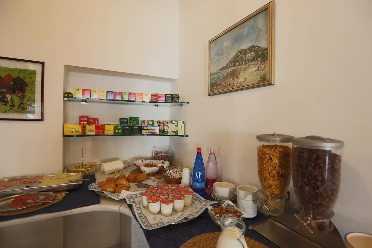 Hotel Domus Mea Cattolica Bagian luar foto
