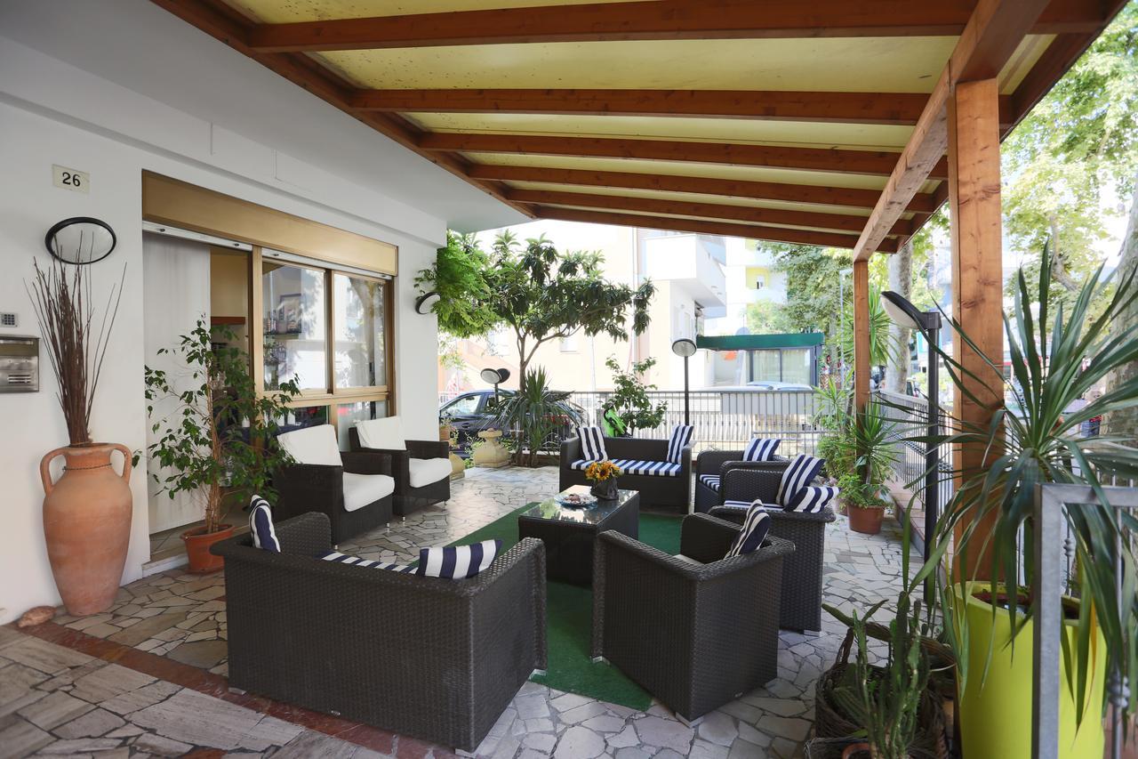 Hotel Domus Mea Cattolica Bagian luar foto