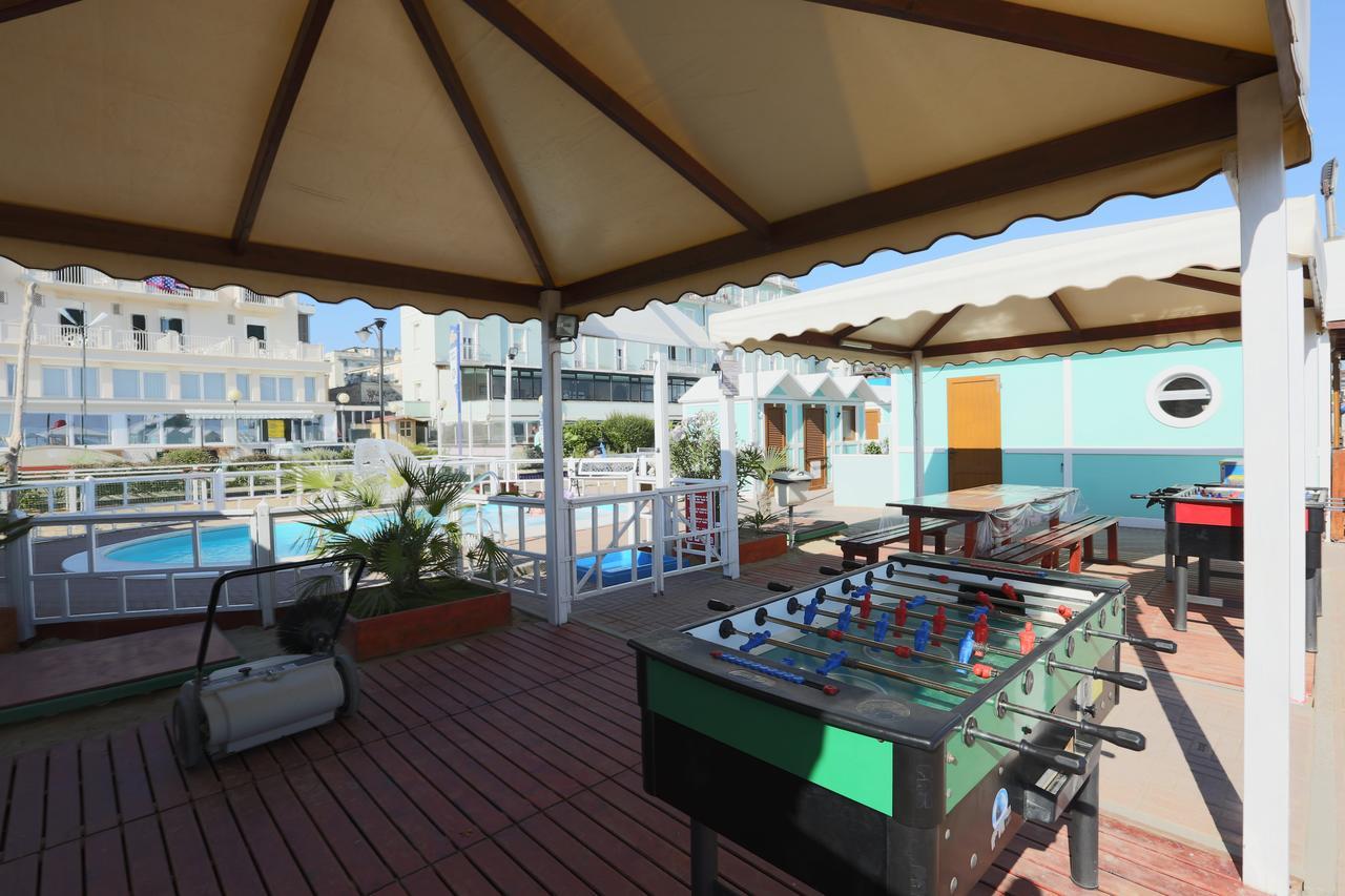 Hotel Domus Mea Cattolica Bagian luar foto