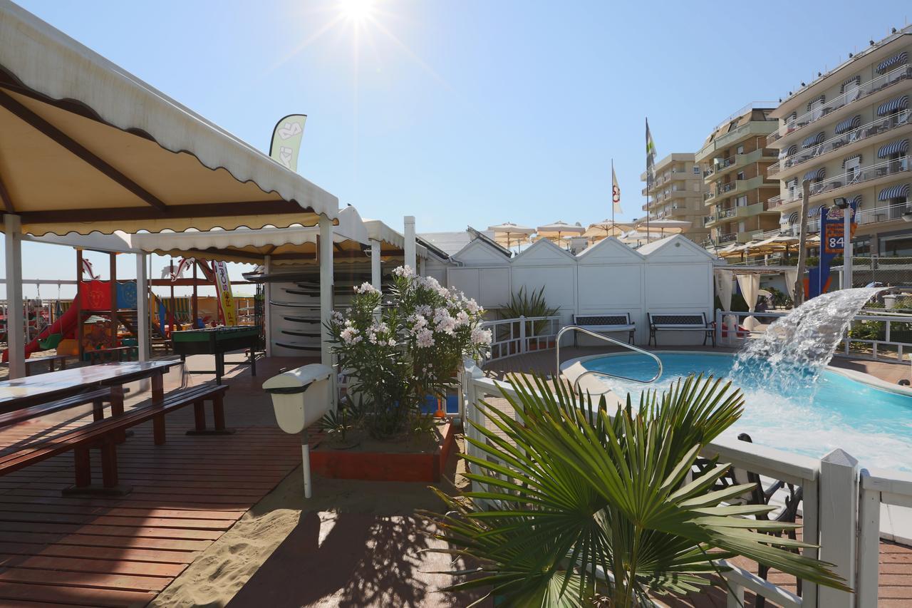 Hotel Domus Mea Cattolica Bagian luar foto