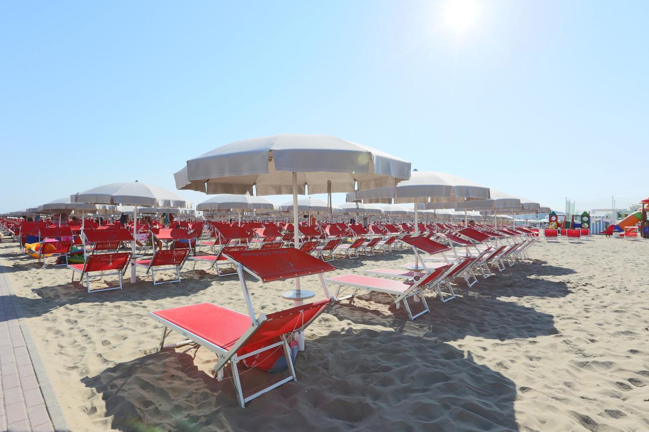 Hotel Domus Mea Cattolica Bagian luar foto